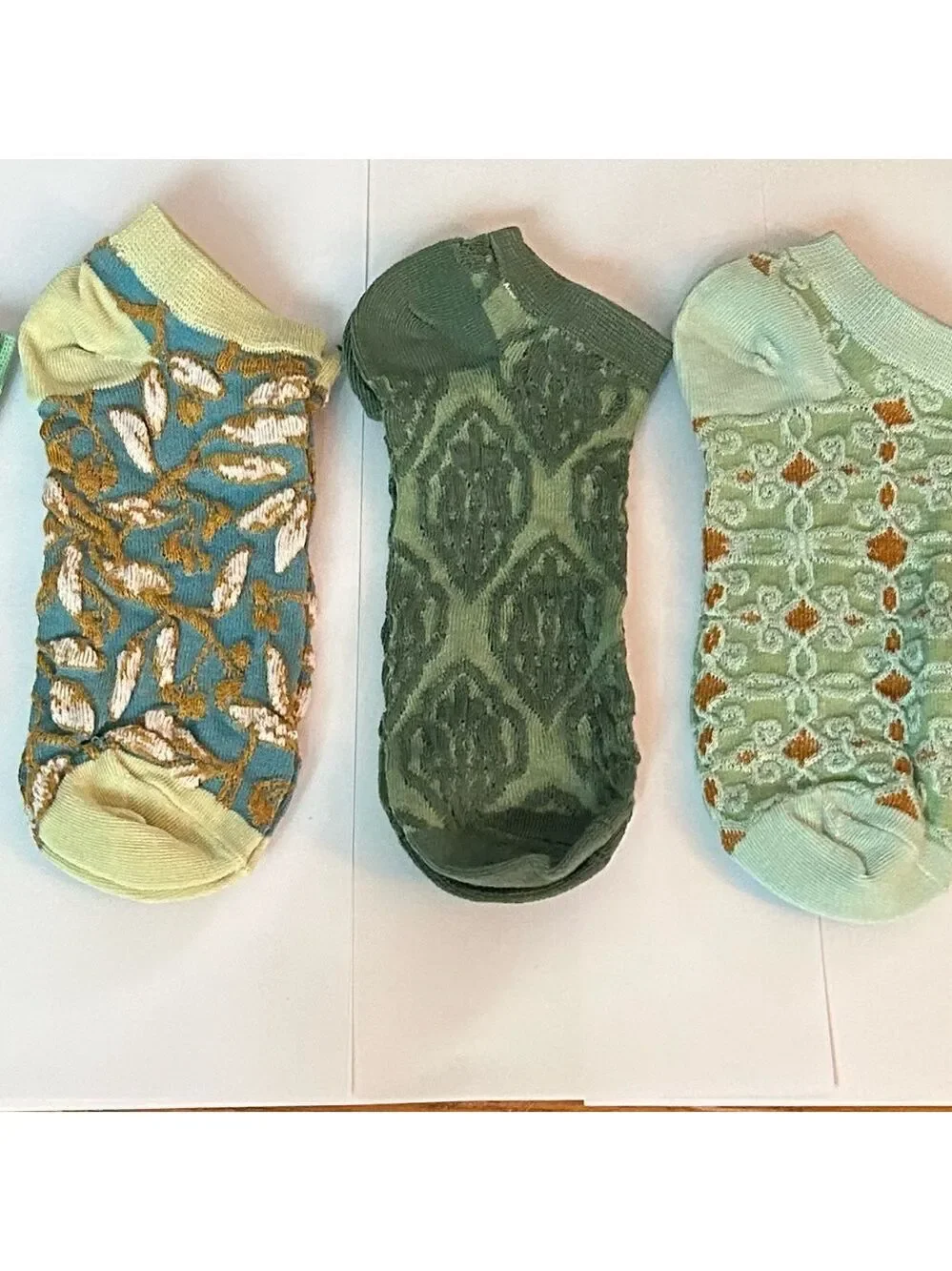 5 Pairs of Low Cut Socks Fits shoe size 5 to 9 NEW